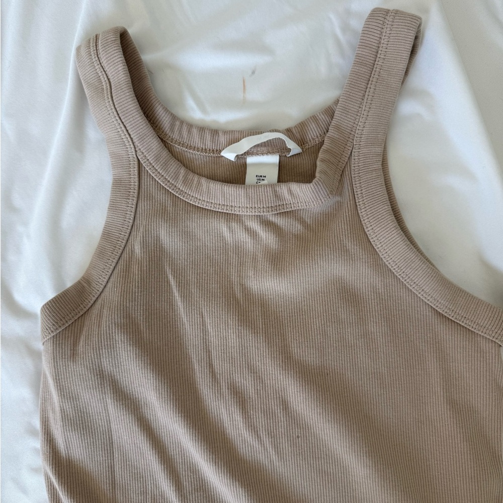 H&M Beige Ribbed Tank Top - Picture 2 of 4